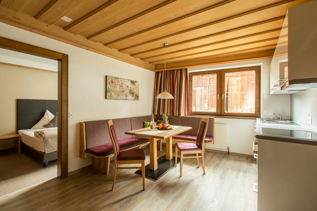 Appartement Haus Am Brunnen à Samnaun Extérieur photo