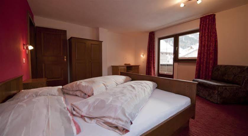 Appartement Haus Am Brunnen à Samnaun Extérieur photo